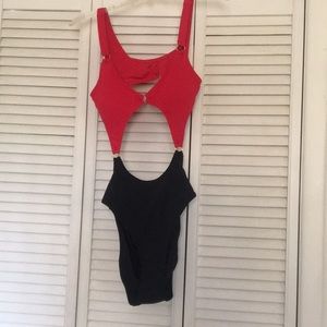 Fashion Nova swimsuit (large)